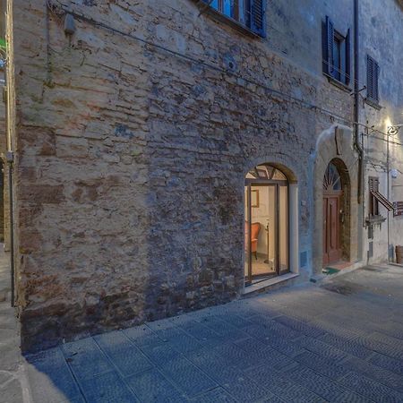 La Rocca Aparthotel Gambassi Terme Exterior foto